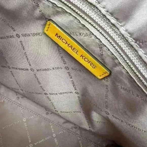 Michael Kors Mirella Tote Bag Medium Pebbled Leather Purse Bag Butter - Picture 7 of 11